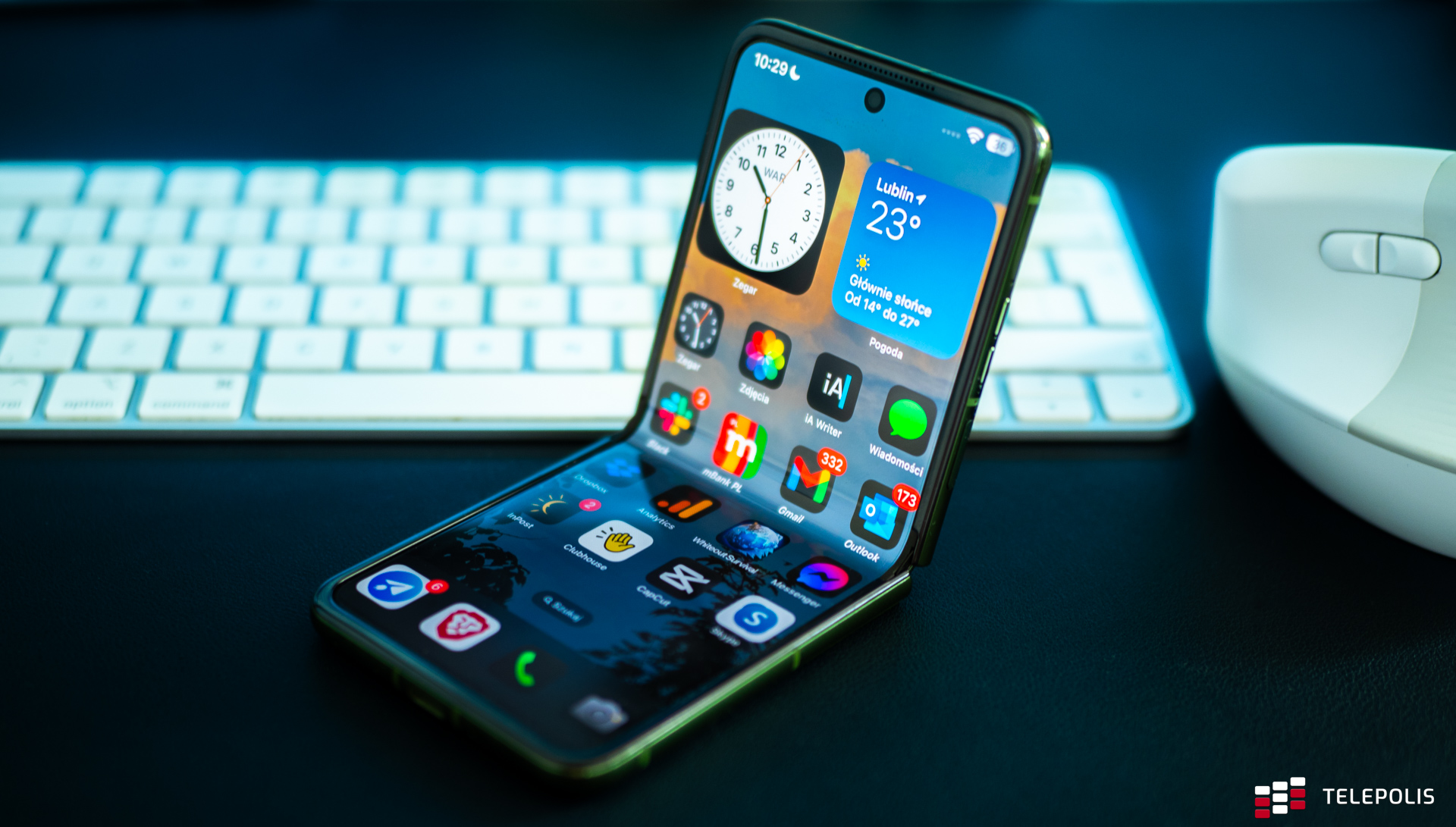 Apple iPhone Flip trafi do sprzedaży w 2026 roku. Testy już trwają