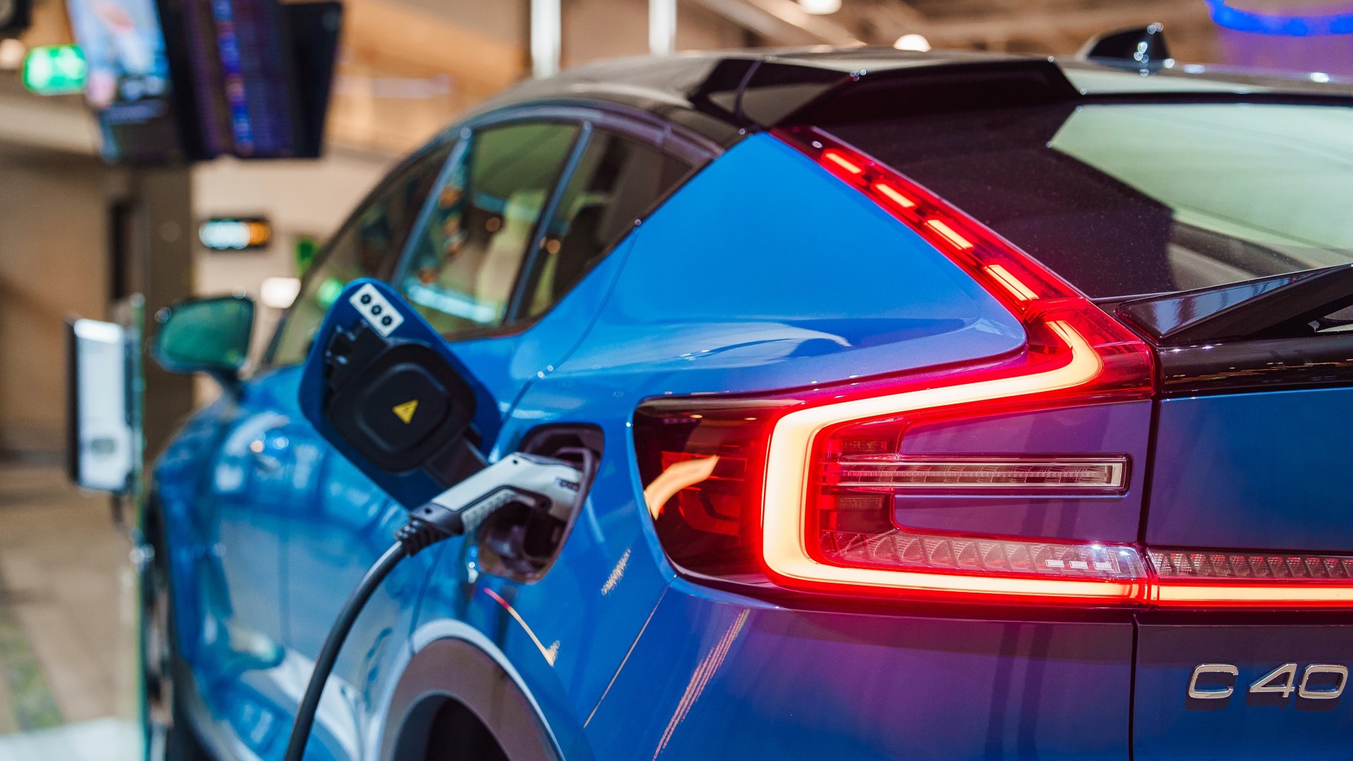 Volvo wycofuje się rakiem z ambitnego planu? Nie są jedyni