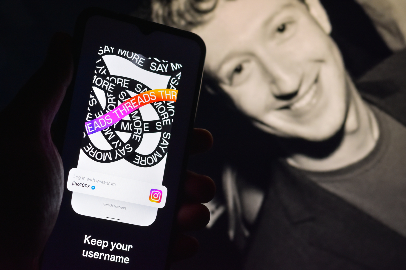 Zuckerberg chwali się wynikami swojego "Twittera"