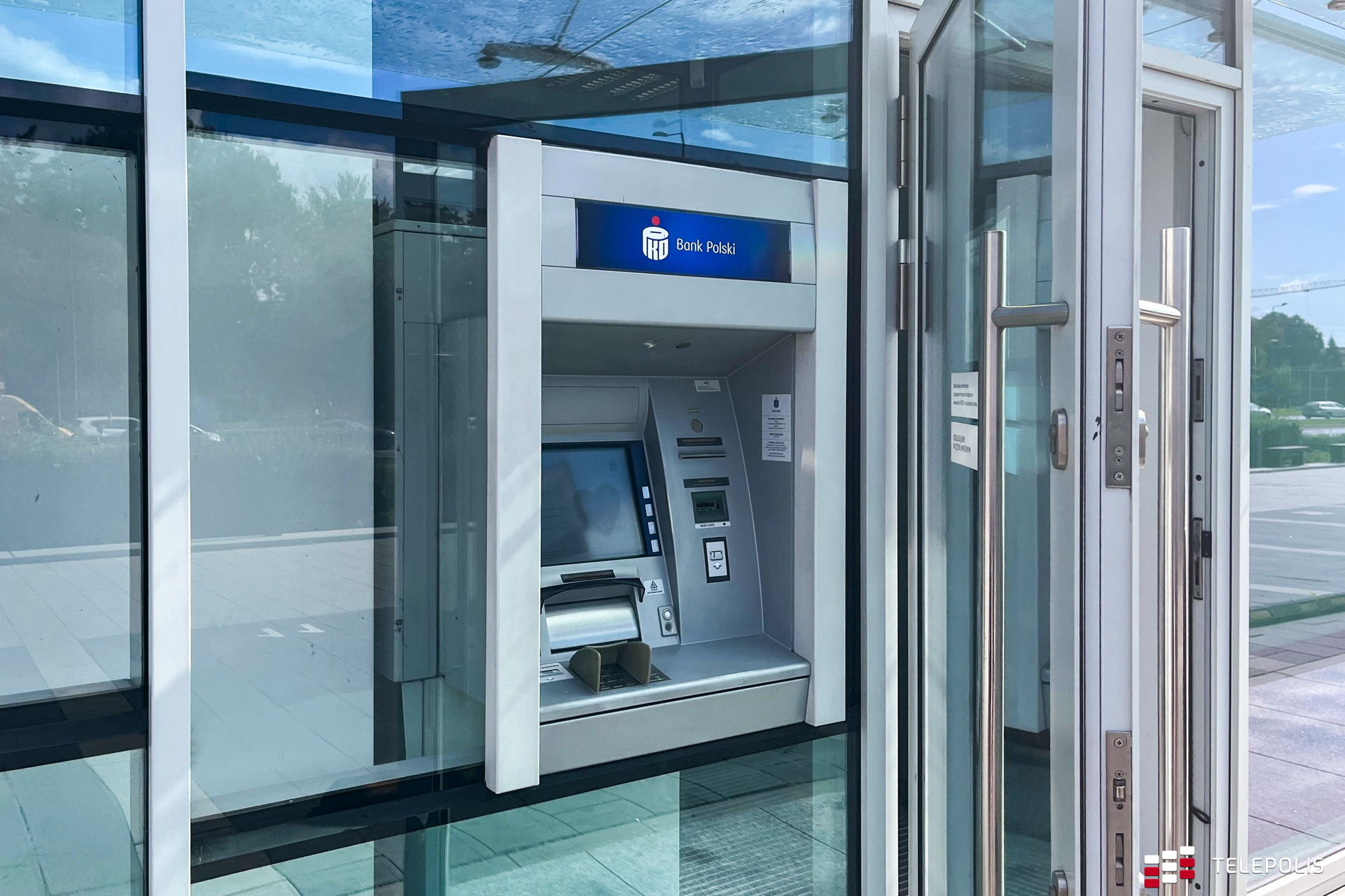 Bank PKO BP ostrzega. W poniedziałek spodziewaj się trudności