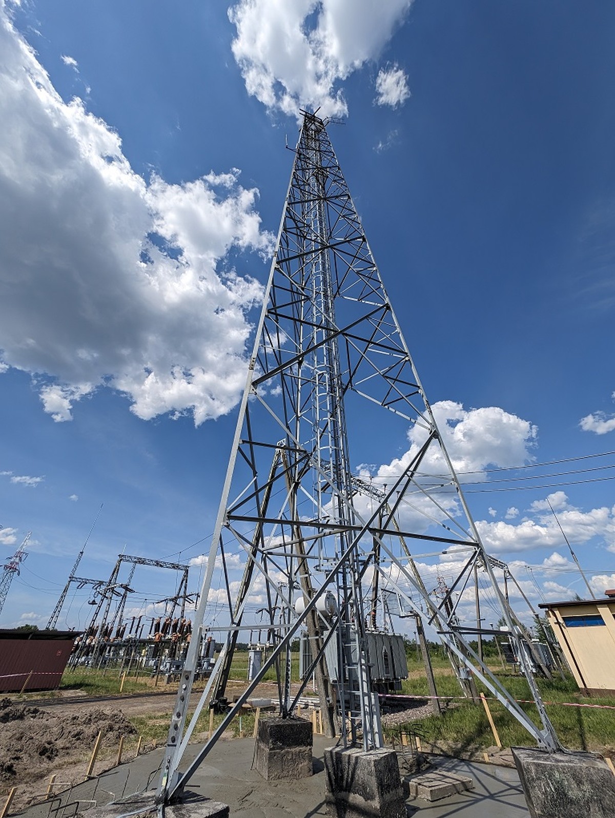 PGE modernizuje wieże dla LTE450