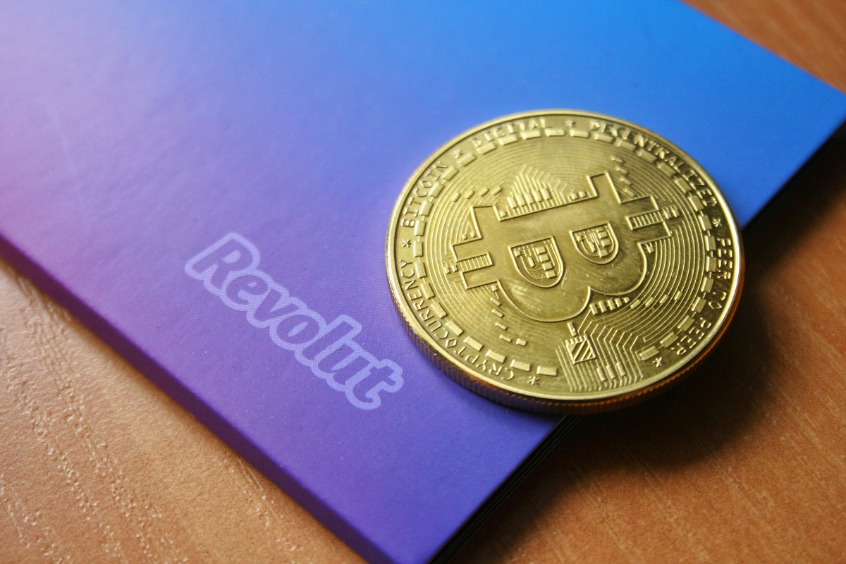 Revolut zmienia opłaty. Będzie drożej, ale i taniej