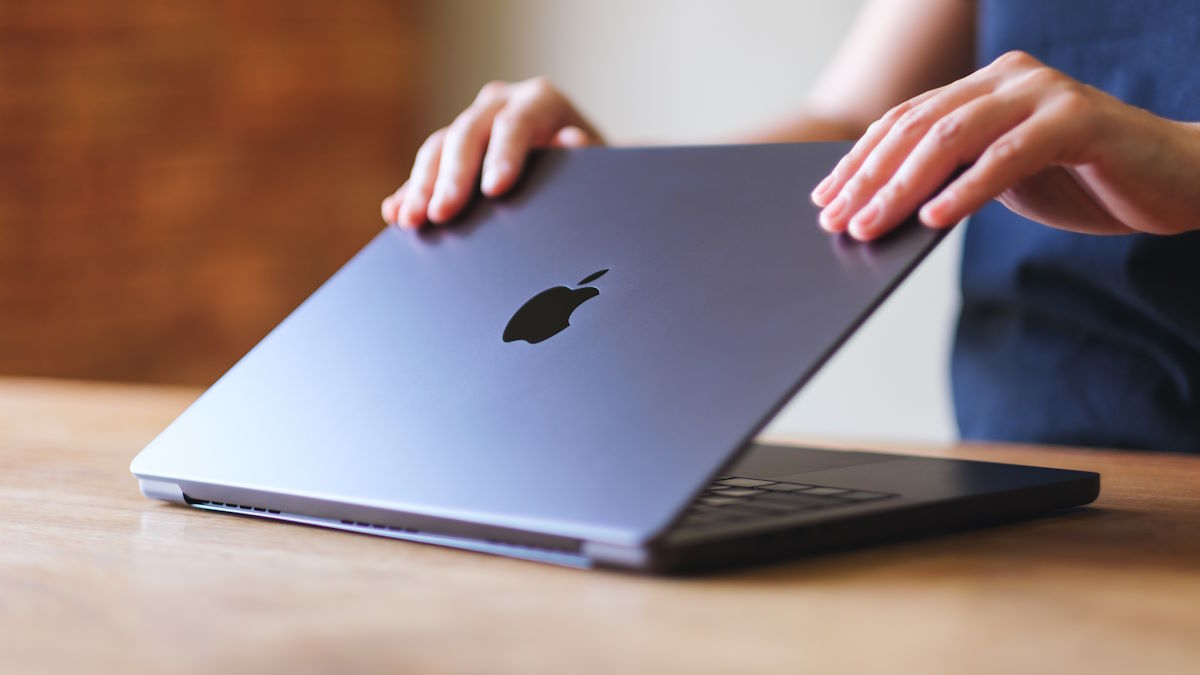 Apple zmienia ważny projekt. Na premierę jeszcze poczekamy