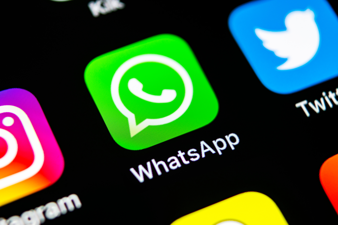 WhatsApp pokombinował także dla wersji na iPhone'a