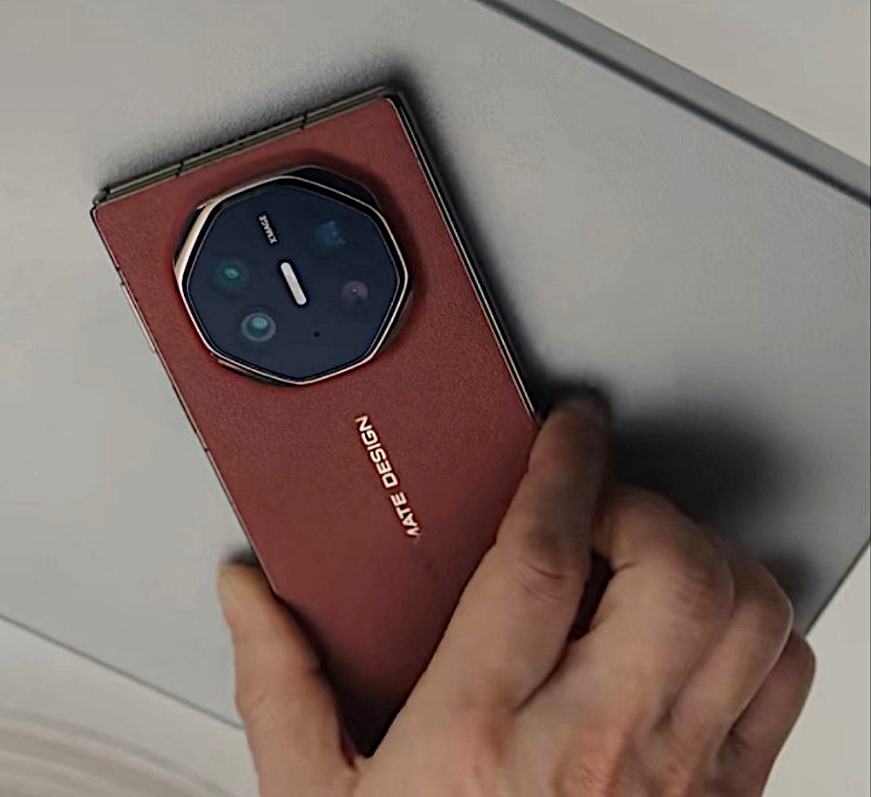 Huawei ujawnia wygląd Mate XT, smartfonu składanego na trzy części