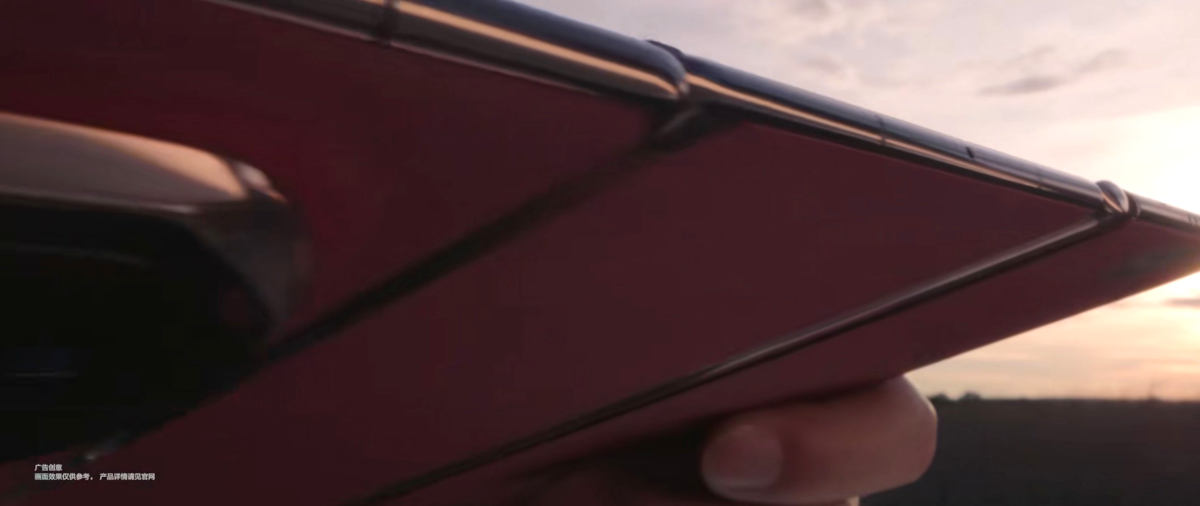 Huawei ujawnia wygląd Mate XT, smartfonu składanego na trzy części