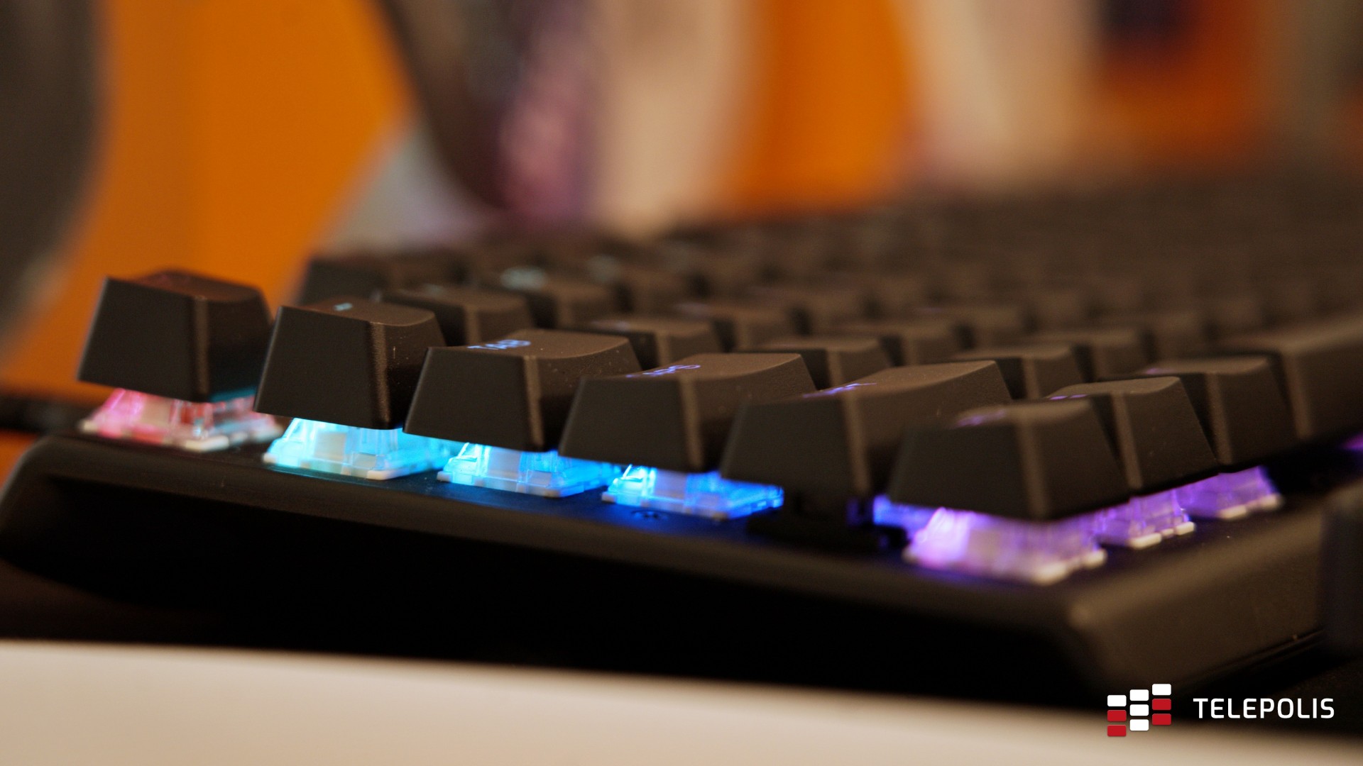 Kuszące nowości nie tylko dla graczy. Te słuchawki sporo potrafią