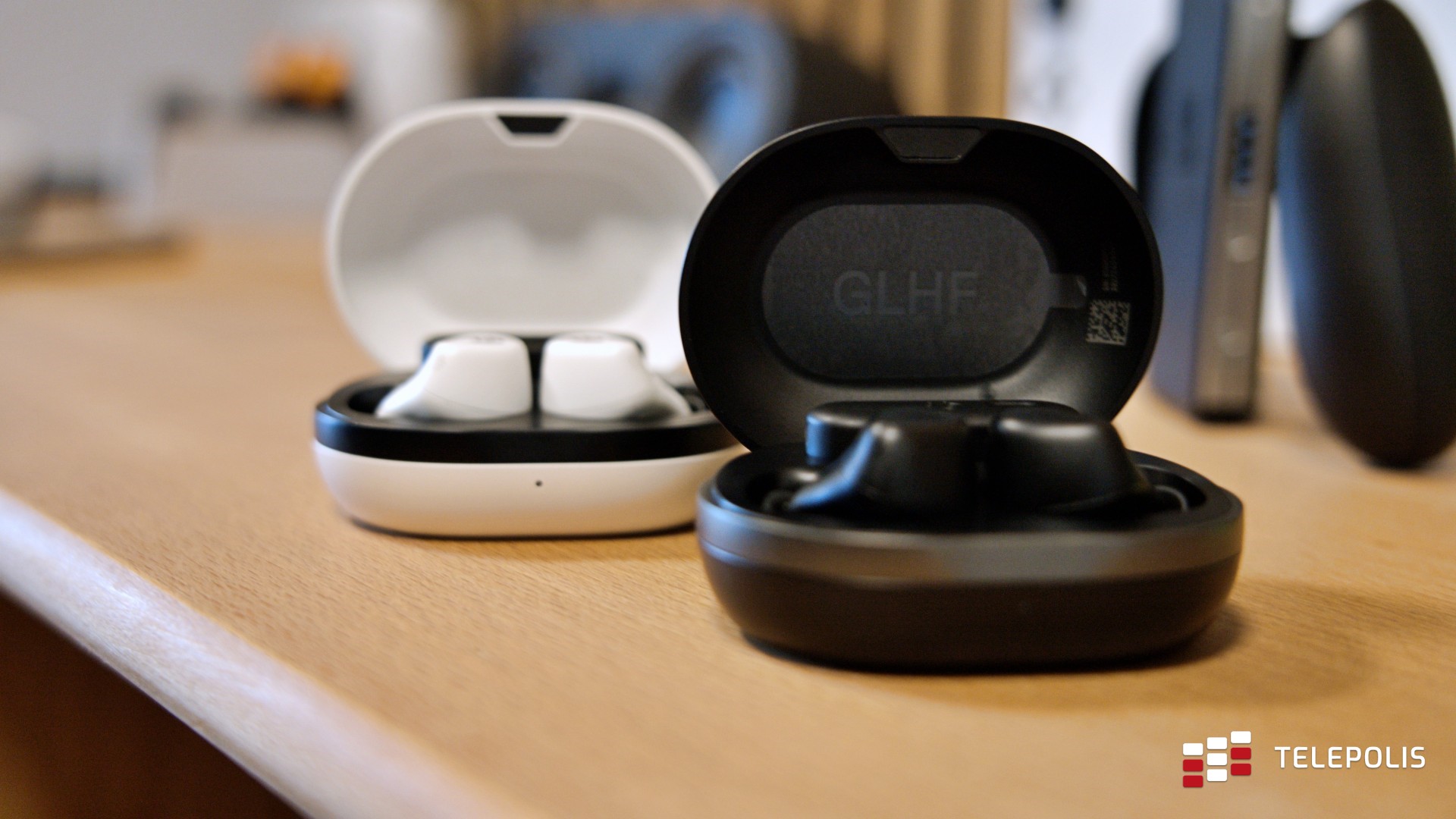 Kuszące nowości nie tylko dla graczy. Te słuchawki sporo potrafią