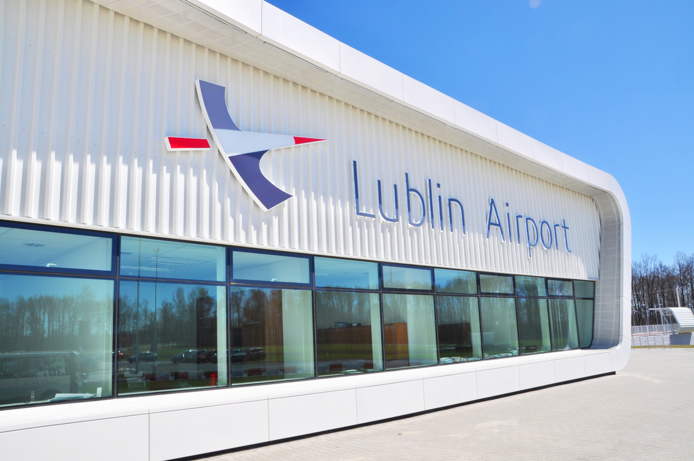 Nowe linie lotnicze wkraczają do Polski. Skorzysta jedno miasto