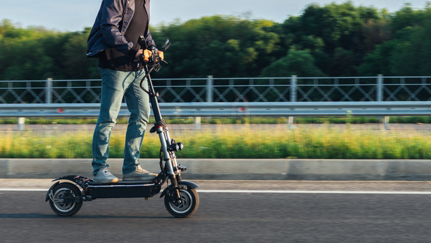 Hulajnogi elektryczne mają zniknąć. Wyznaczono konkretną datę