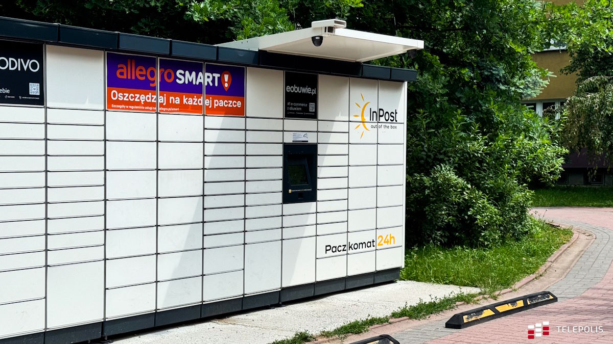 Paczkomaty zmuszą cię do noszenia smartfonu. Proces już ruszył