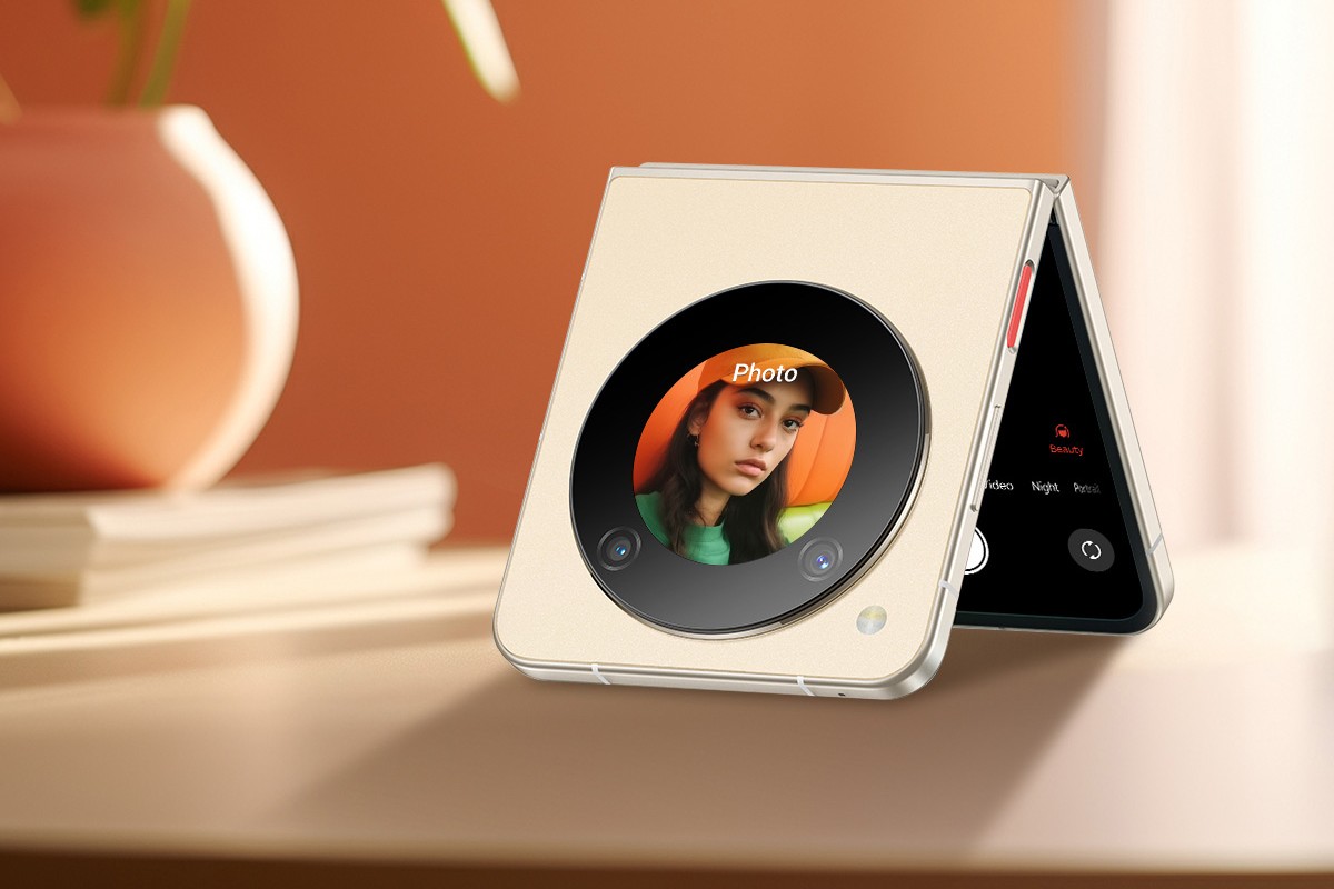 Nubia Flip 5G debiutuje w Polsce. To niedrogi składak dla oszczędnych