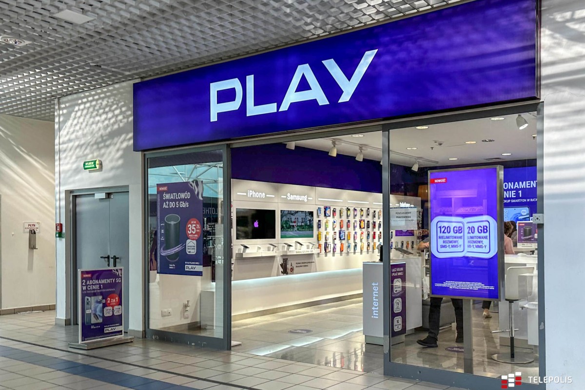 Play ma nową ofertę. Przez rok dostaniesz aż 8400 GB