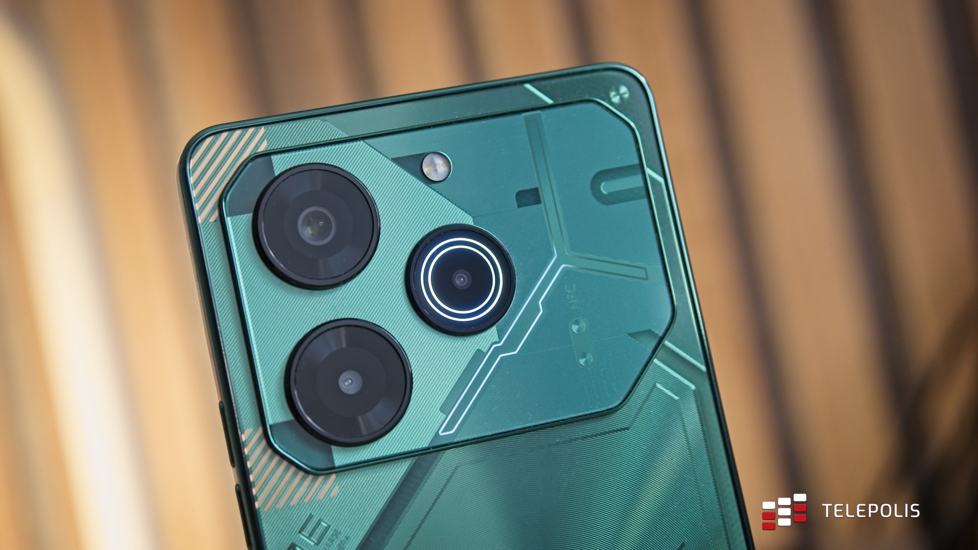 Zielona bestia. Tecno Pova 6 Pro 5G do grania i do oglądania