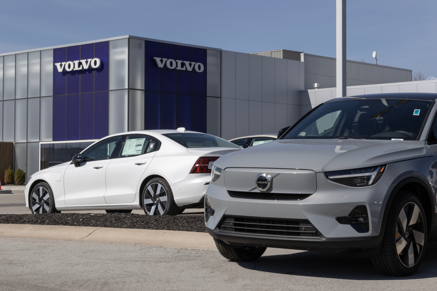 Volvo robi odwrót. Elektrycznej rewolucji na razie nie będzie