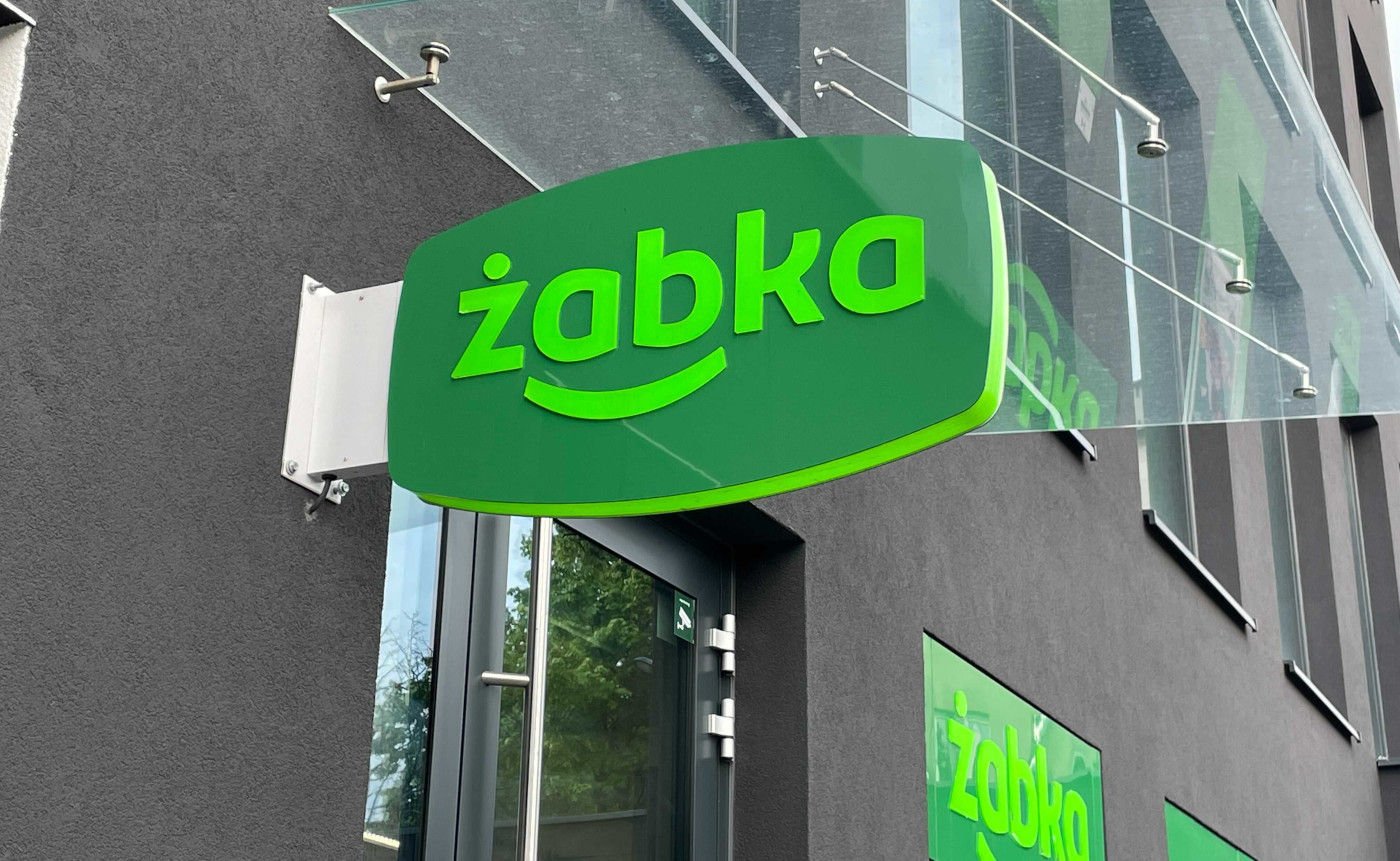 Żabka kombinuje w aplikacji. Testy ruszą jeszcze we wrześniu