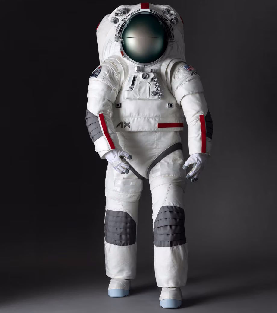 Prada stworzyła kombinezon dla astronautów. Poleci na Księżyc