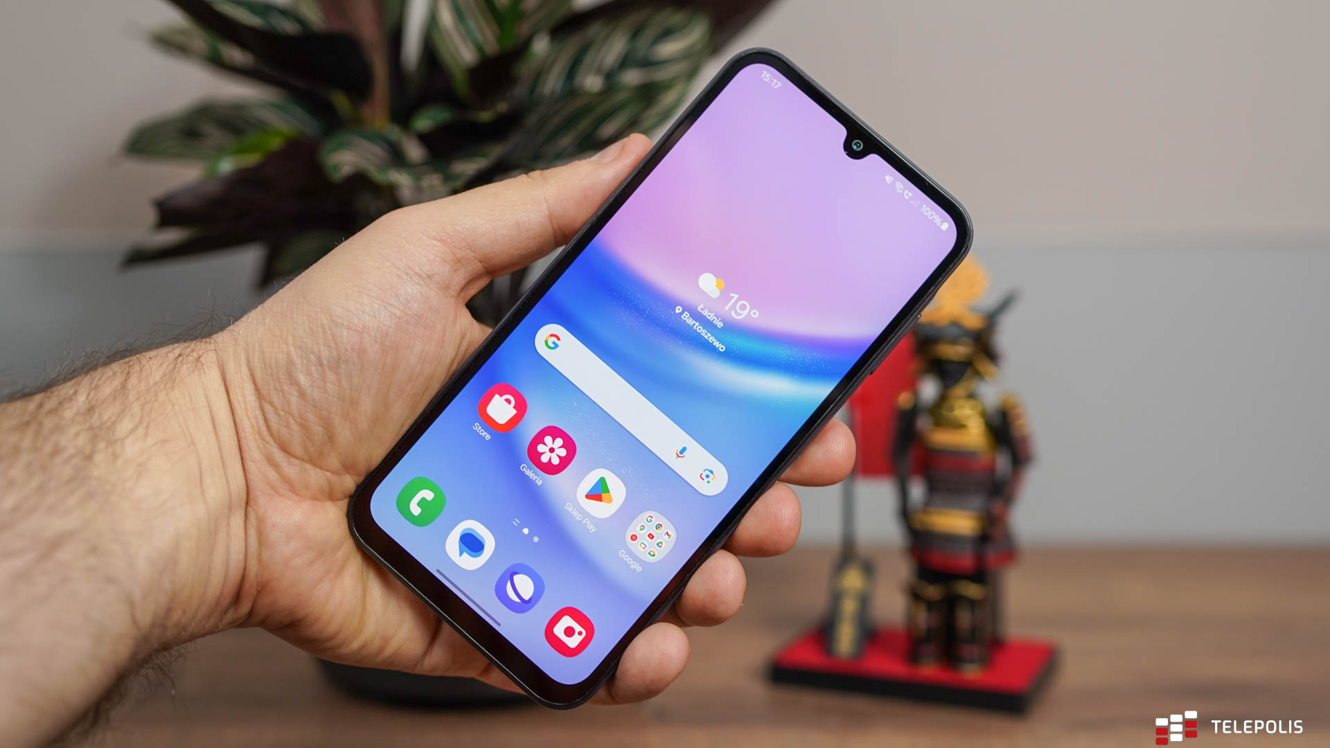 Smartfon za 850 zł z 6 aktualizacjami Androida? Kolejny Galaxy tuż za rogiem