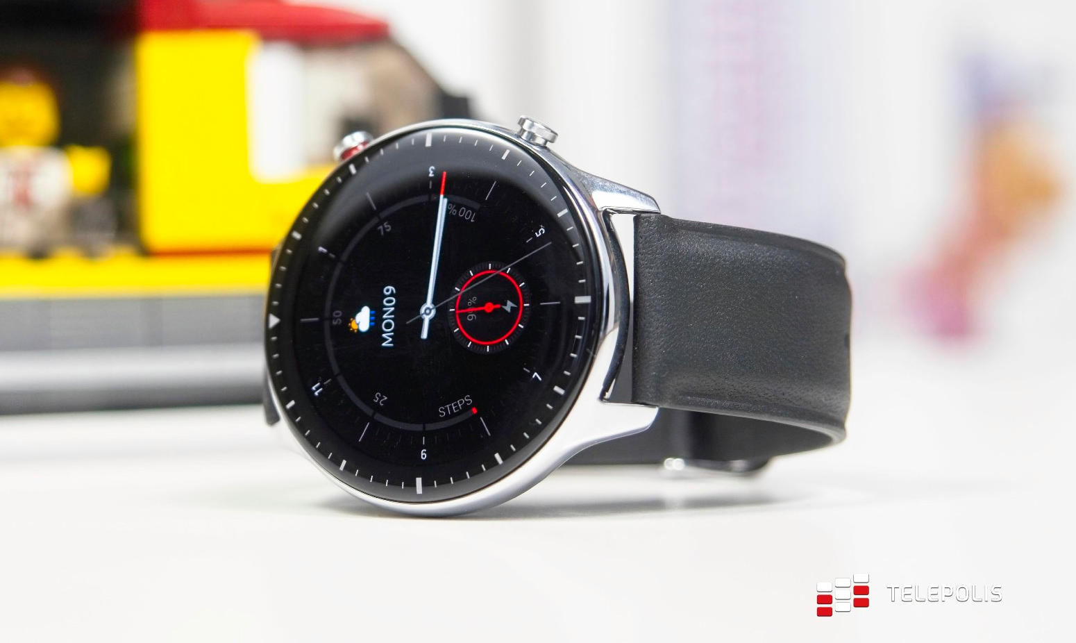 Polacy rzucają się na ten smartwatch nawet za 500 zł. Tu kosztuje połowę