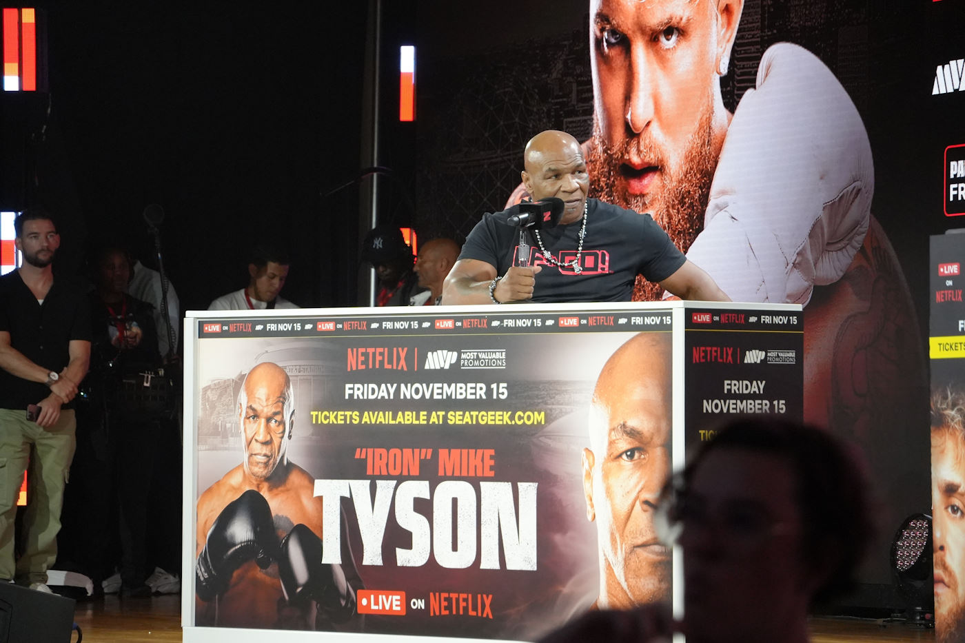 Mike Tyson vs Jake Paul. Walka zakończyła się przegraną Netflixa