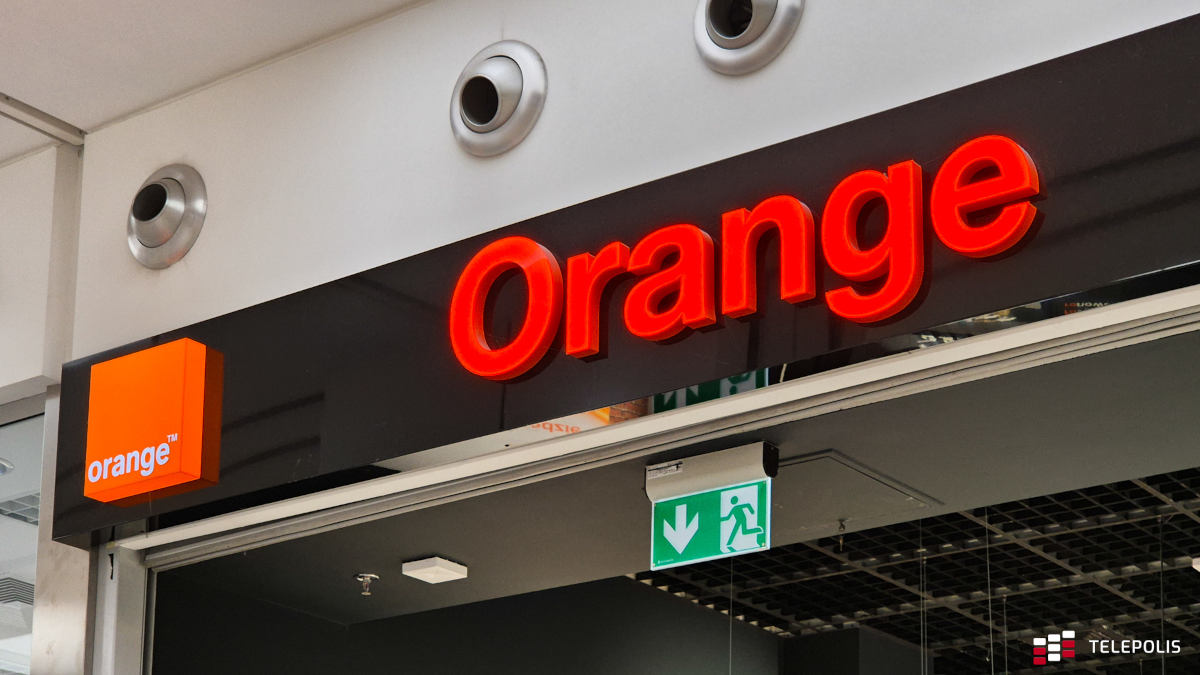 W Orange smartfony za 1 zł, podwojone gigabajty i światłowód za darmo
