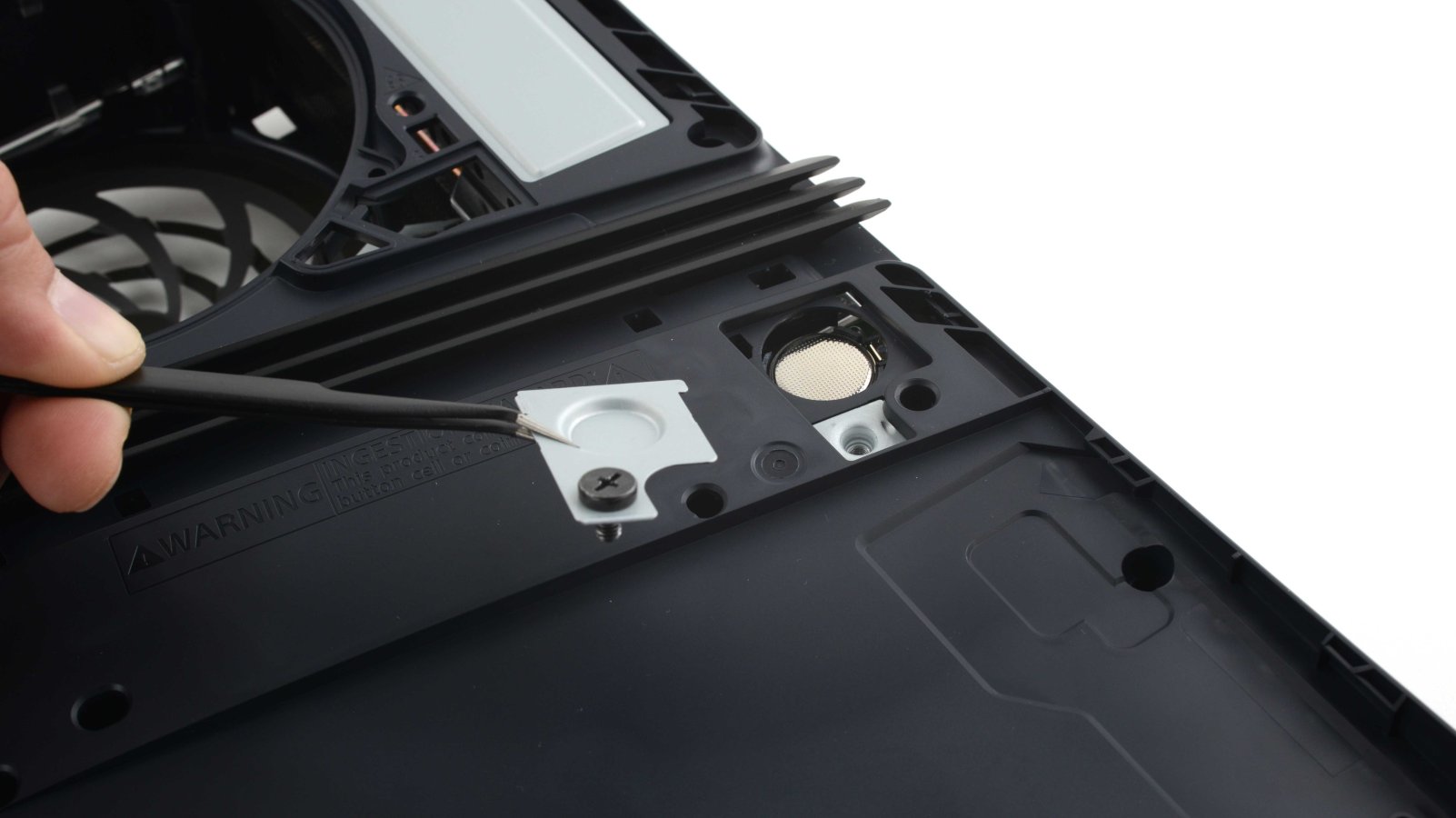 PS5 Pro skrywa w środku przydatny bajer. W końcu to zrobili