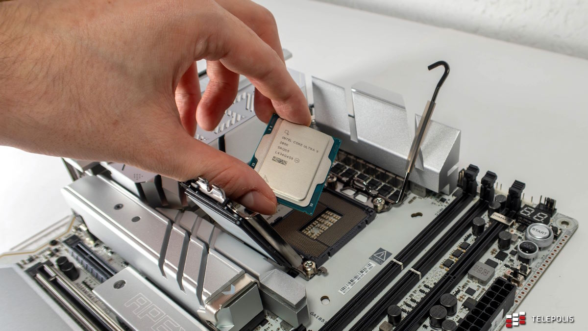 Intel naprawi wydajność procesorów Arrow Lake w grach