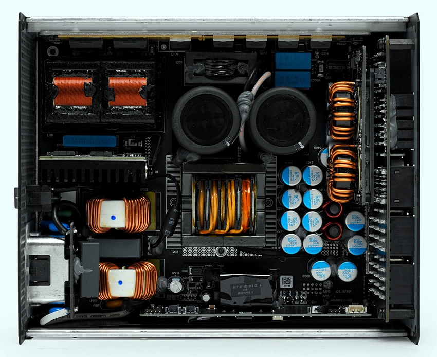Cooler Master przygotował potworny zasilacz. Trafił już do sklepów