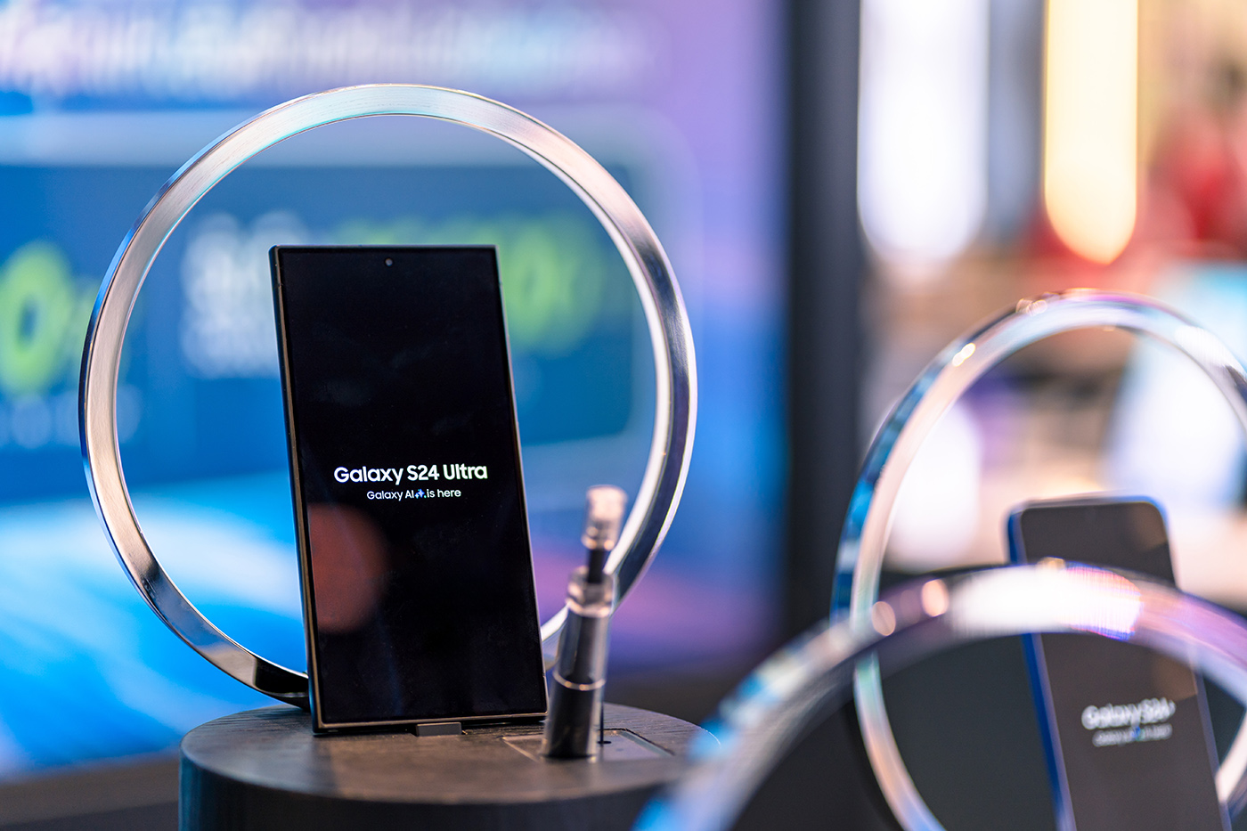 Ręczne sterowanie throttlingiem w samsungach