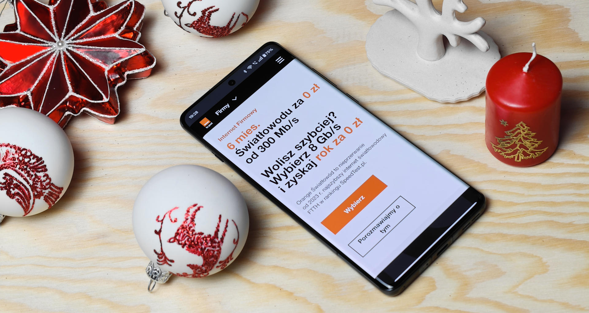 Święta z Orange. Pomarańczowy Mikołaj przynosi najlepsze prezenty
