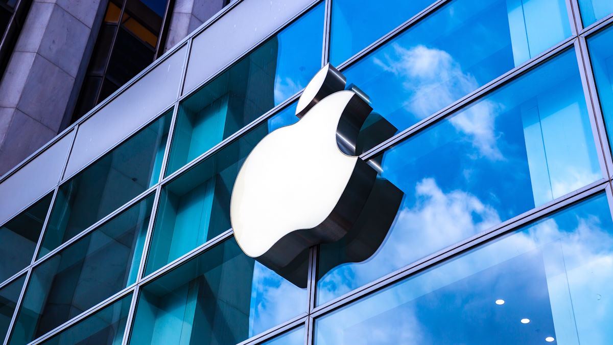 Apple oskarżony o szpiegowanie pracowników