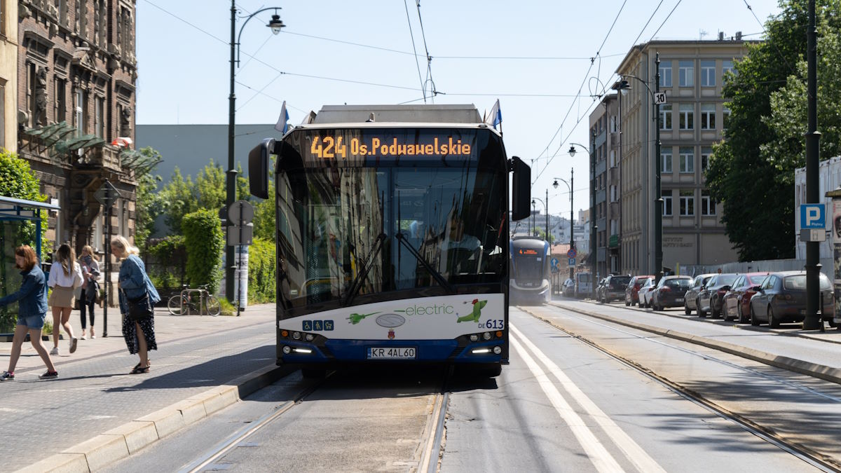 Atak hakerów w Krakowie. Apelują w sprawie numerów PESEL