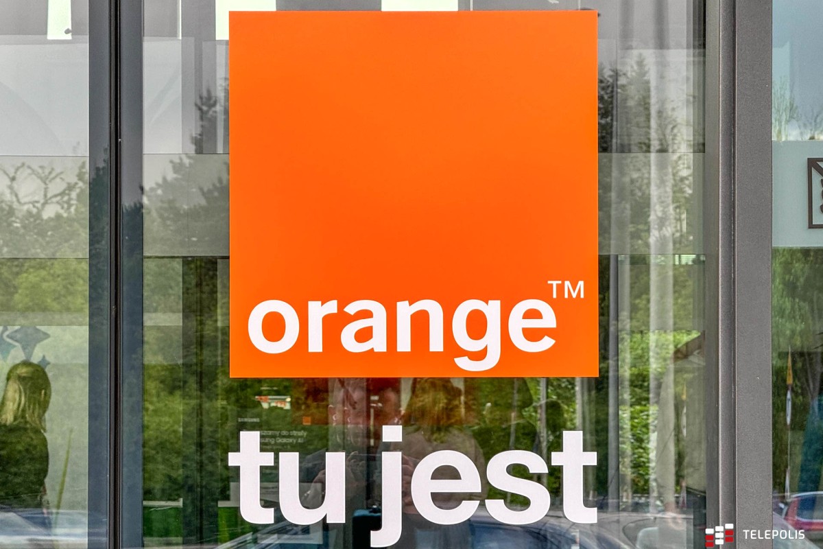 Orange ma prezent na Mikołajki: darmowe gigabajty i rozmowy bez limitu