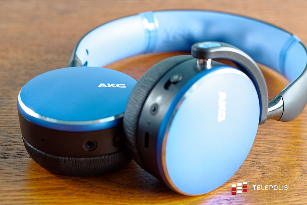 Test AKG Y500 Wireless. Składane, przenośne i diabelnie uniwersalne