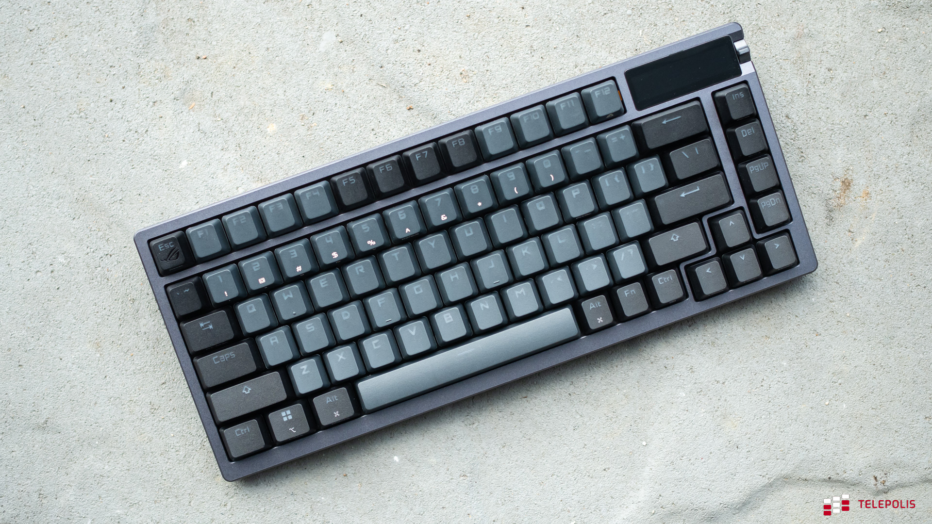 Klikałbyś ją jak szalony. ASUS ROG Azeroth – test