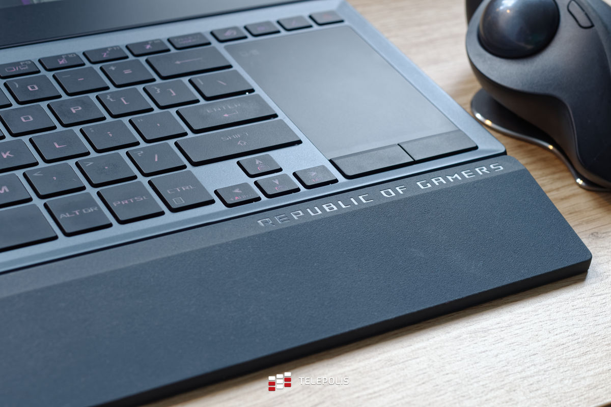 ASUS ROG Zephyrus Duo 15 – Szybciej, więcej, a do tego dwa ekrany