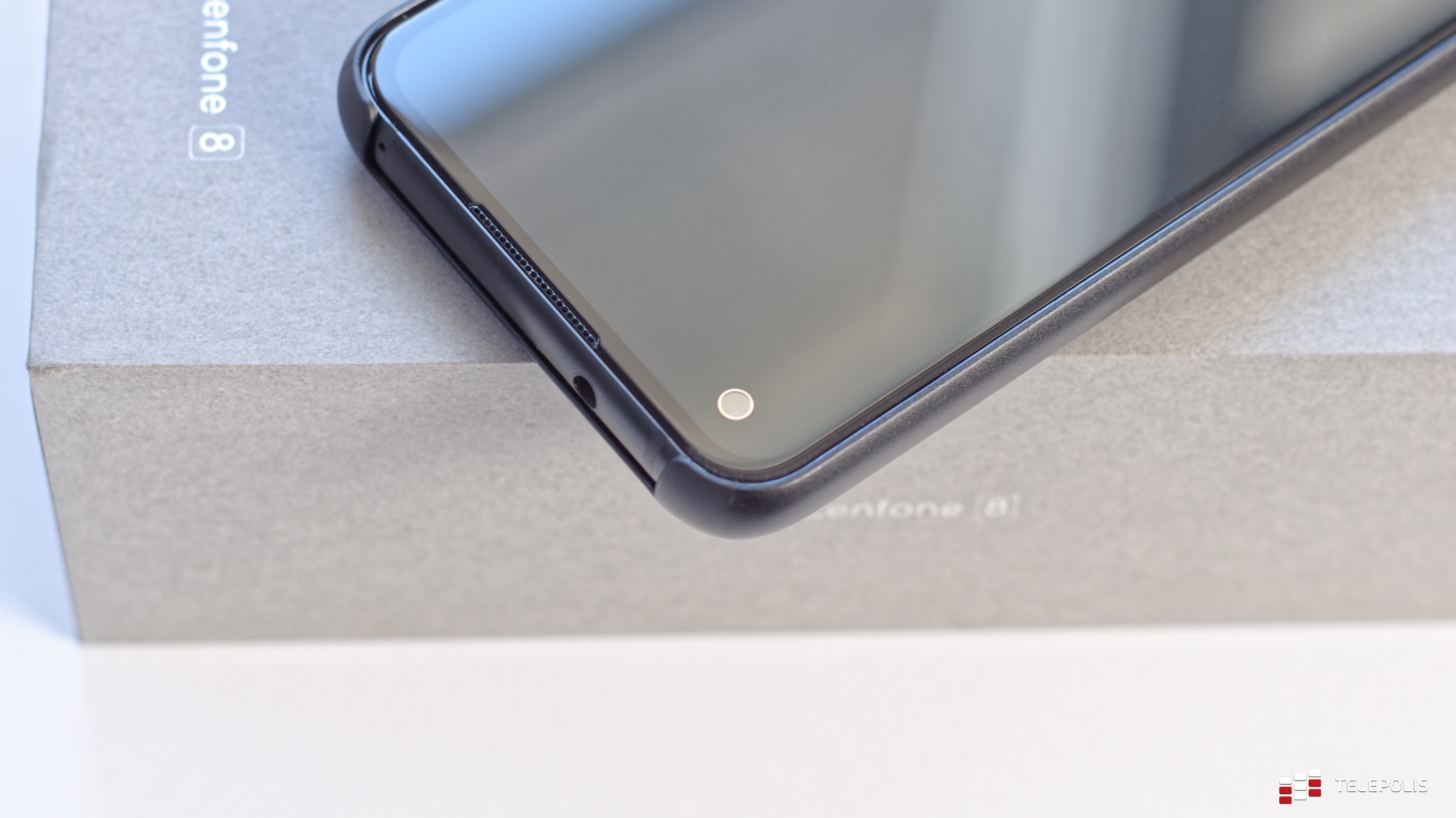Test ASUS Zenfone 8 – w końcu iPhone 12 mini ma konkurencję!