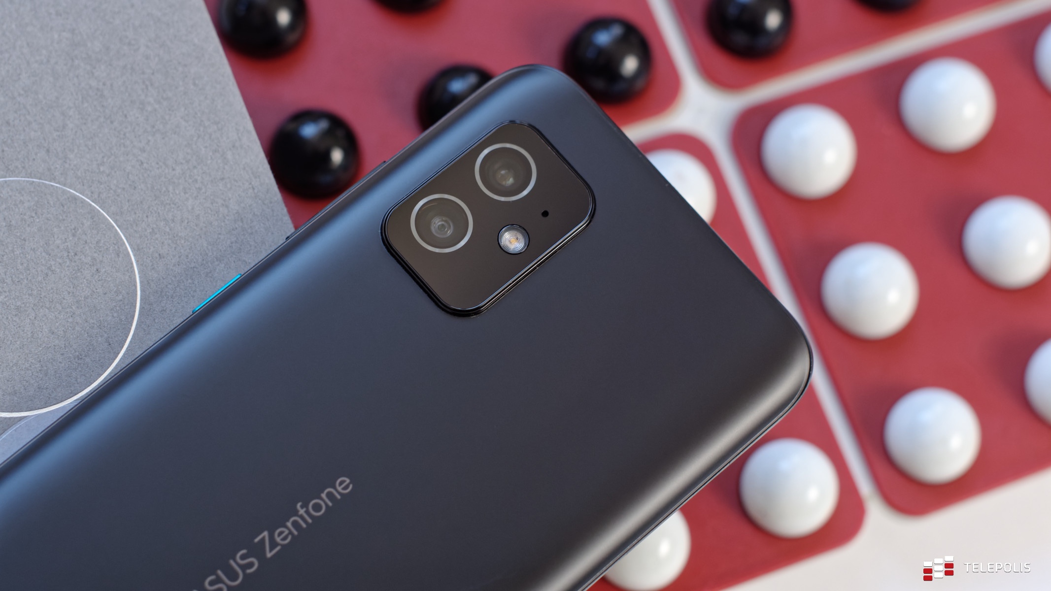 Test ASUS Zenfone 8 – w końcu iPhone 12 mini ma konkurencję!