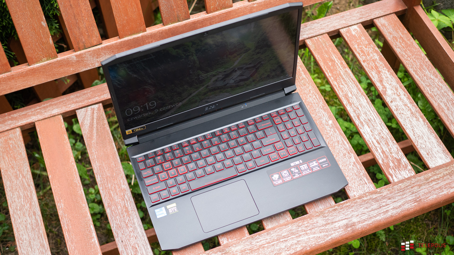 Acer Nitro 5. Co może budżetowy laptop z RTX 3050?