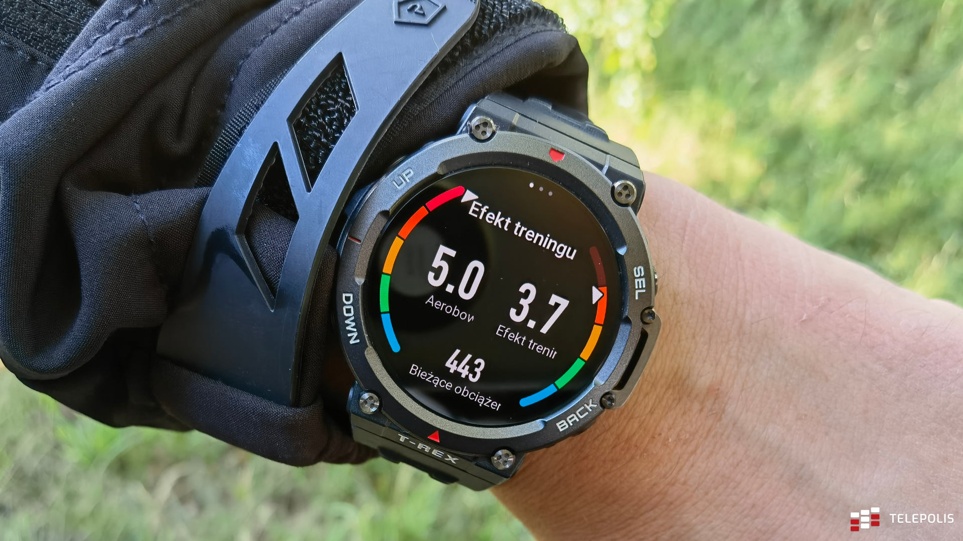 Amazfit T-Rex 2: pójdziesz z nim w góry, na pustynię i za krąg polarny (test)