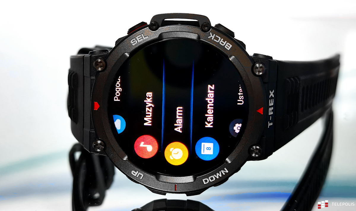 Amazfit T-Rex 2: pójdziesz z nim w góry, na pustynię i za krąg polarny (test)