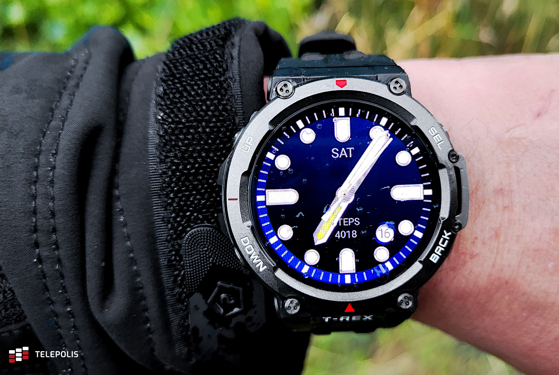 Amazfit T-Rex 2: pójdziesz z nim w góry, na pustynię i za krąg polarny (test)
