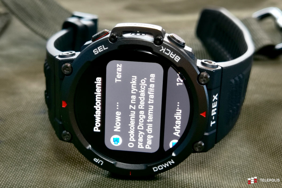 Amazfit T-Rex 2: pójdziesz z nim w góry, na pustynię i za krąg polarny (test)