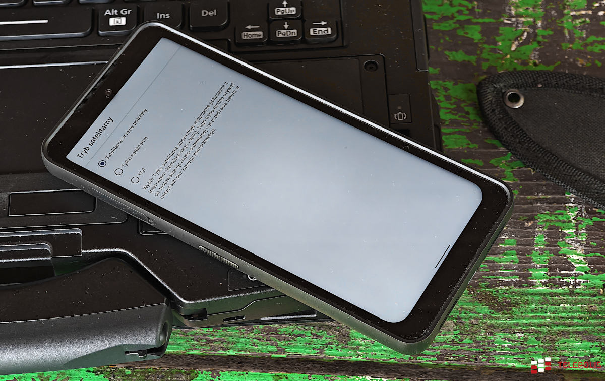 Smartfon na apokalipsę. Nie potrzebuje zasięgu ani Wi-Fi, i tak działa (test)