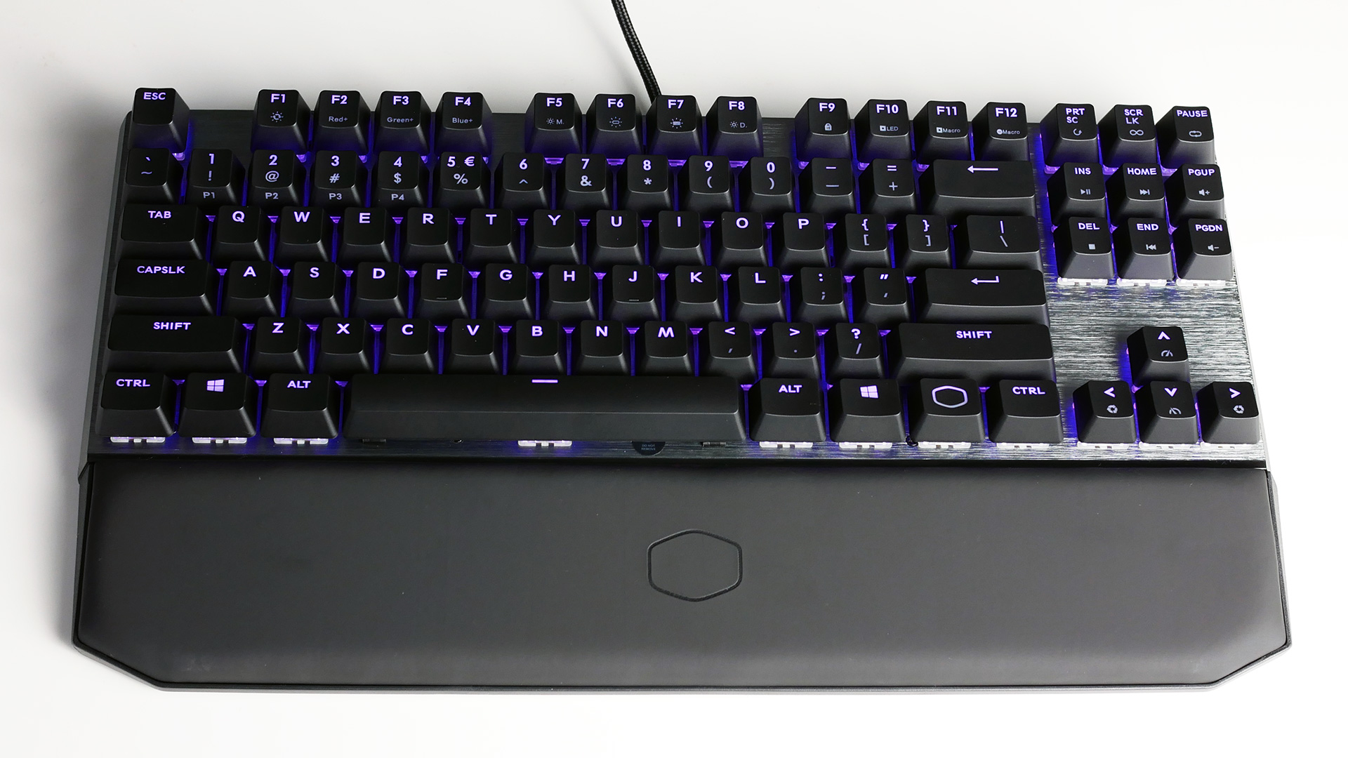 Cooler Master MK730 – test. Ładnie, minimalistycznie i funkcjonalnie