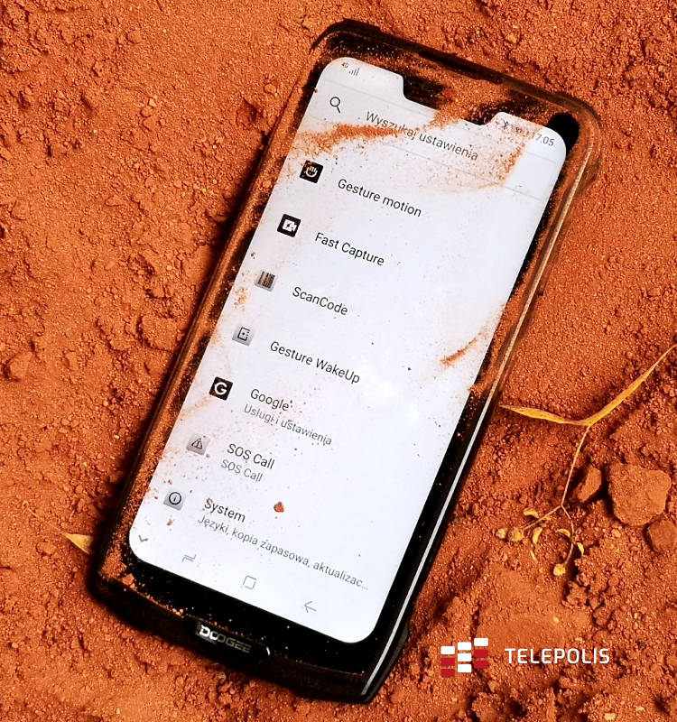Test telefonu DOOGEE S90 - pancerz z tytanu i moduły