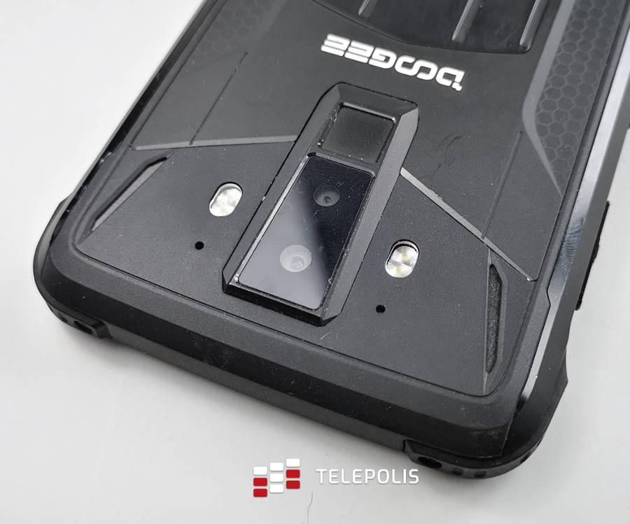 Test telefonu DOOGEE S90 - pancerz z tytanu i moduły