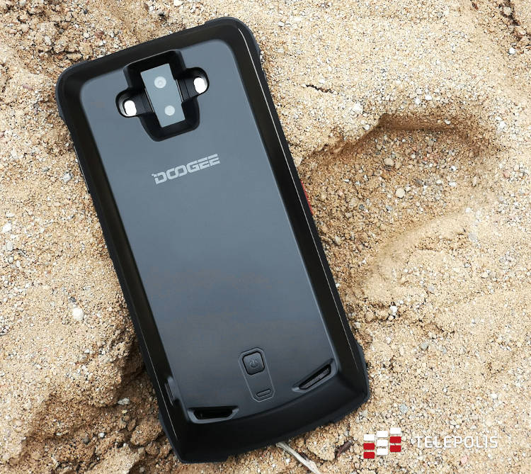 Test telefonu DOOGEE S90 - pancerz z tytanu i moduły
