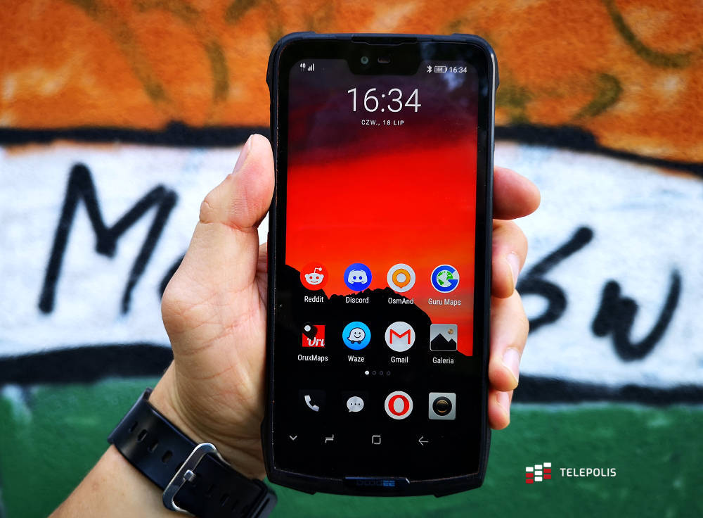 Test telefonu DOOGEE S90 - pancerz z tytanu i moduły