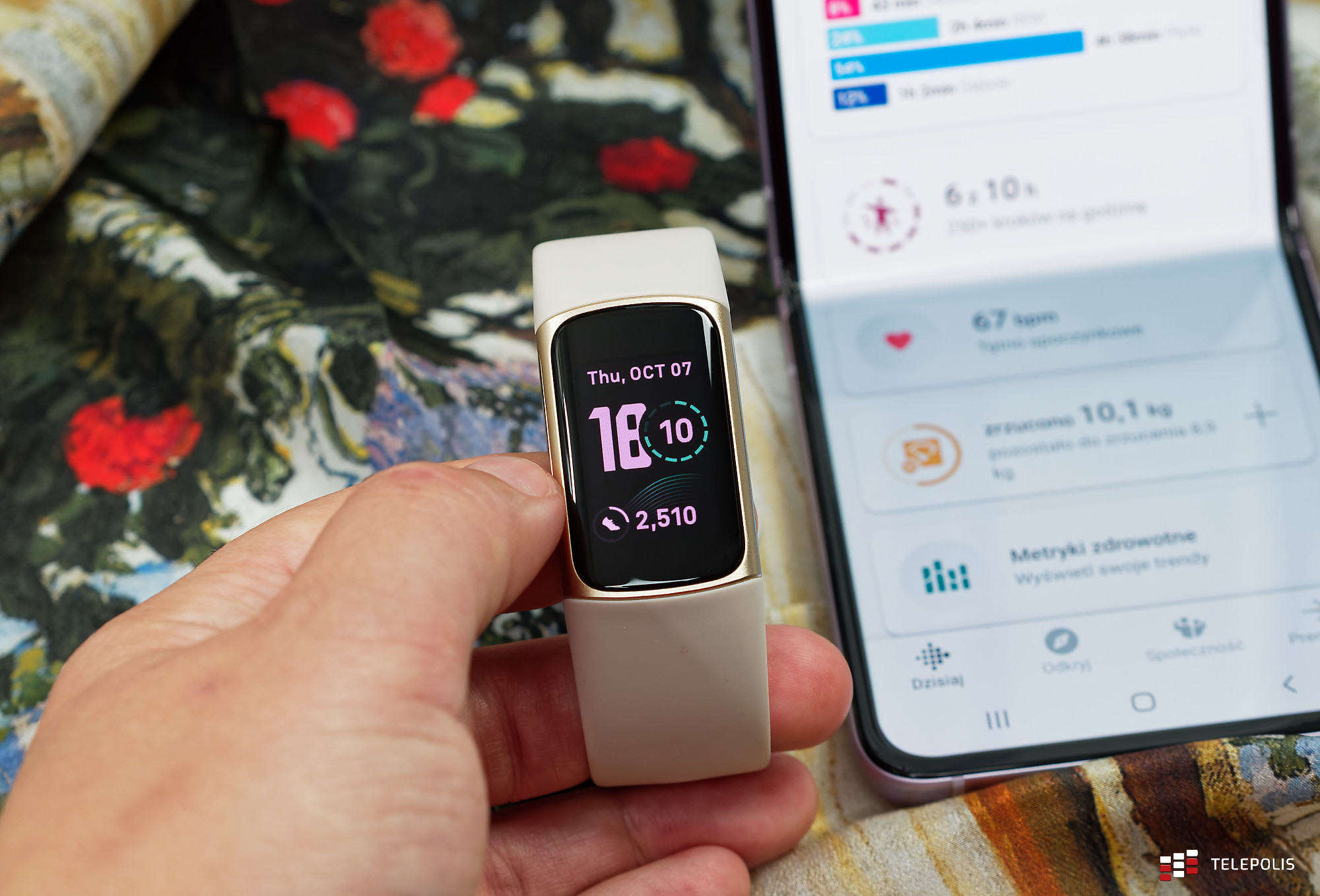 Fitbit Charge 5 | test perfekcyjnej opaski sportowej z płatnościami